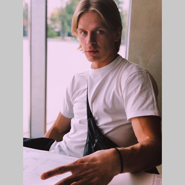 Дмитрий Щебет